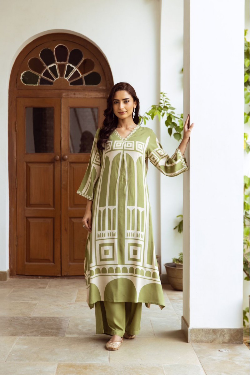 G-1004 Rayon Women's Wear Straight Kurtis Designs Collection