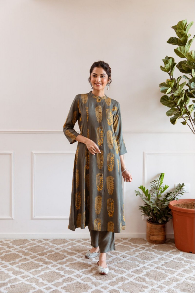 G-1104 Straight Cut Rayon Kurti Bottom With Dupatta Combo Size Set