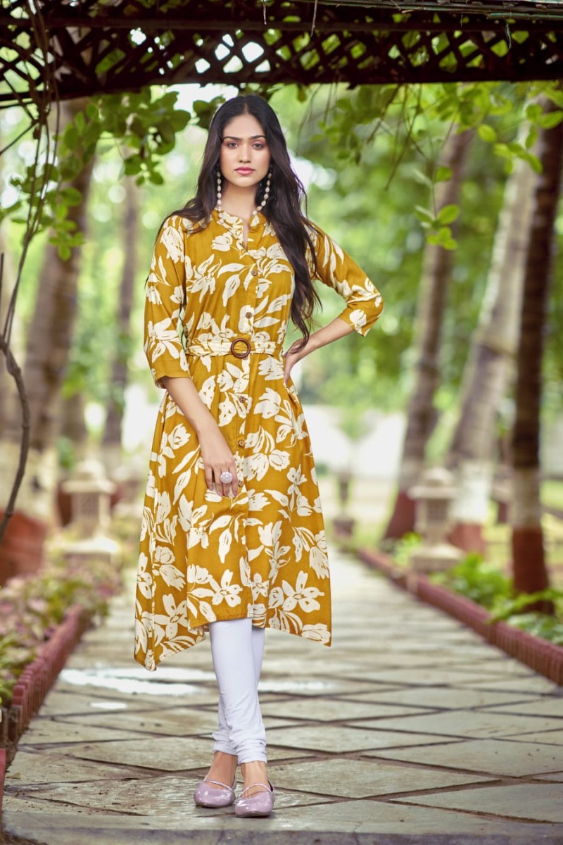 Tips & Tops Grassy Stylish Designer Rayon Printed Ladies Kurtis Apparels