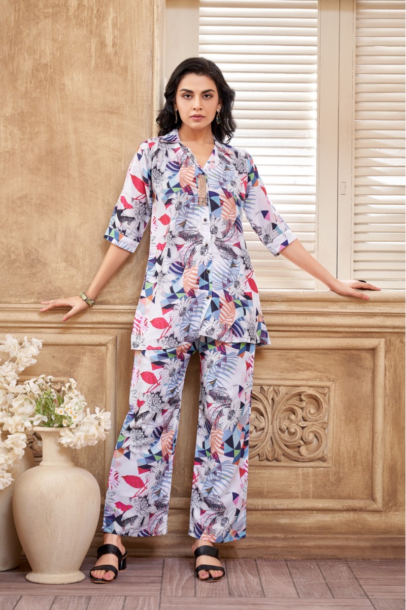 D.No-W017 Designer Casual Wear Printed Women's Combo Cord Set